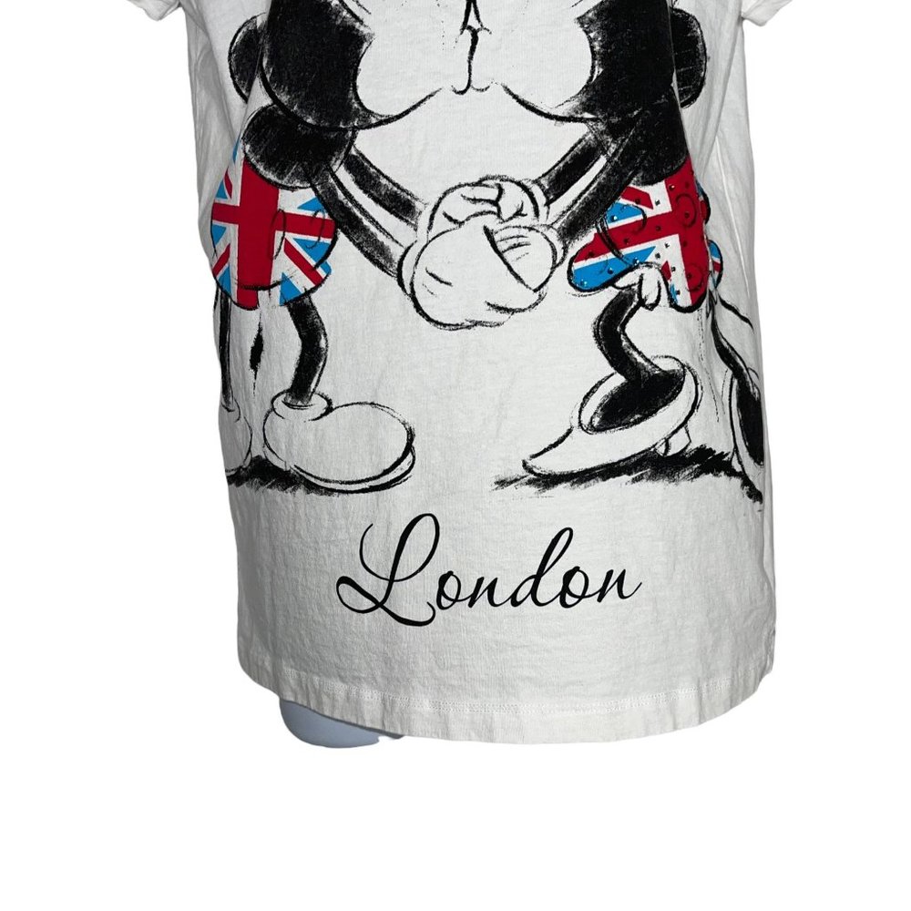 Rare Walt Disney Mickey Minnie Kissing London Great Britain Flag Tee T-Shirt L - Picture 3 of 9